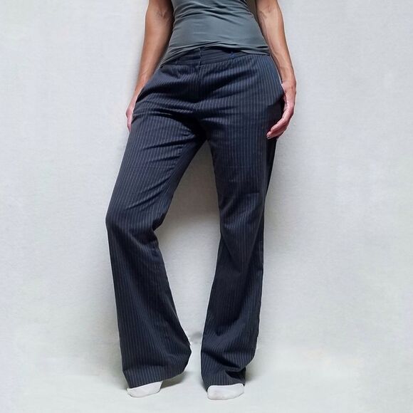 BCBGMaxAzria Amanda Gray Blue Pinstripe Wide Leg Slacks Trousers 8 - Picture 2 of 16